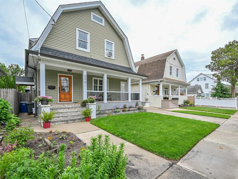 219-07 101st Avenue, Queens Village NY 11429