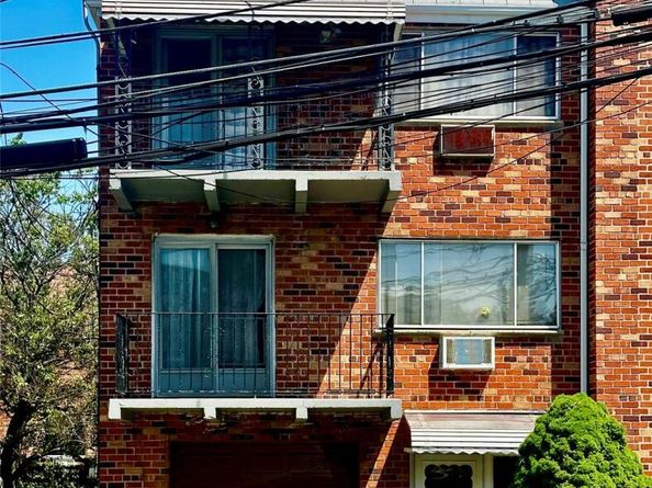 74-09 58th Avenue, Middle Village NY 11379