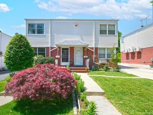 6720 211th Street, Oakland Gardens NY 11364