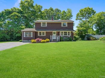 10 Hollingwood Drive