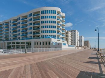 403 E Boardwalk