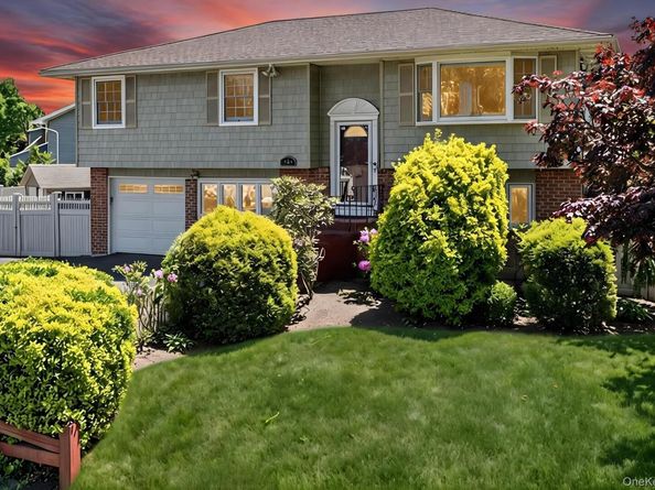181 Emerson Avenue, North Babylon NY 11703