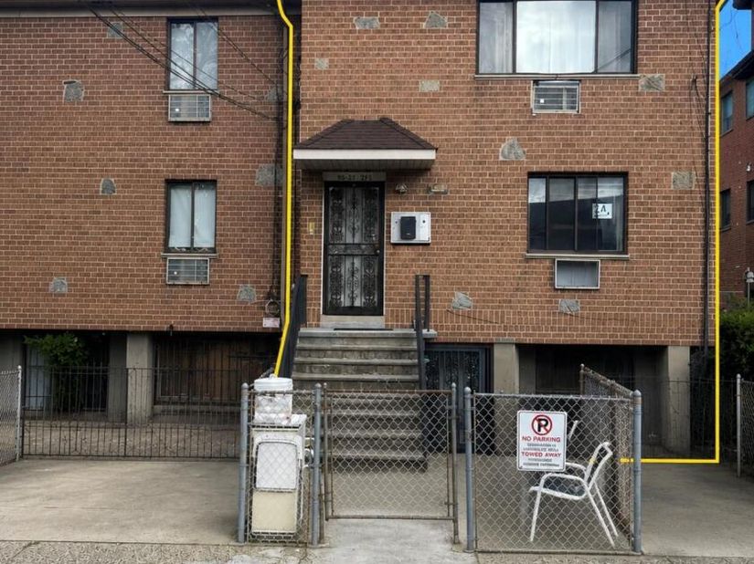 5831 136th Street, Flushing NY 11355