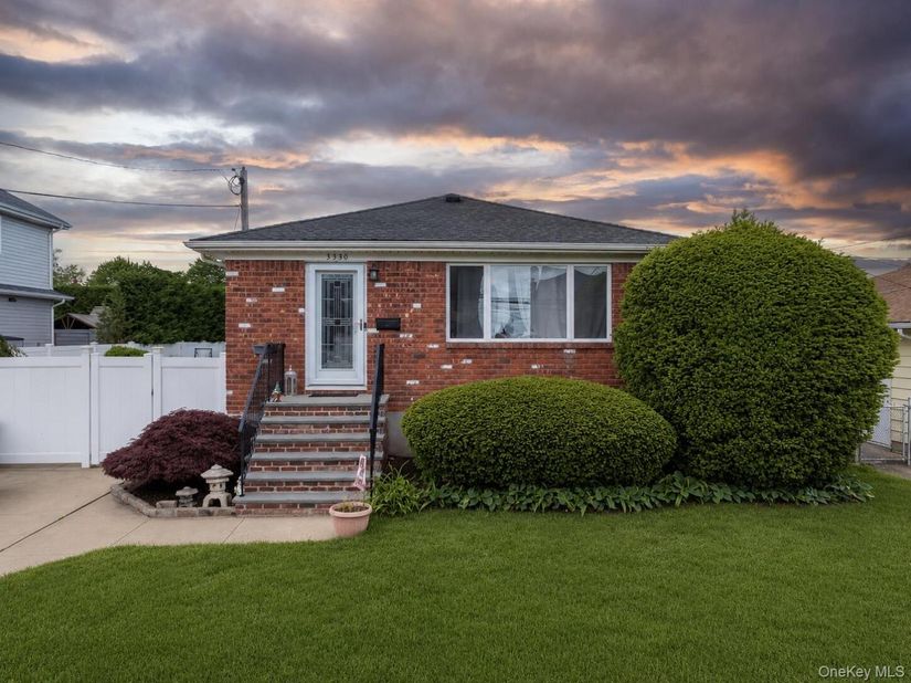 3330 Murdock Avenue, Oceanside NY 11572
