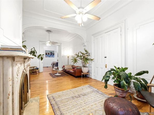 977 Lorimer Street, Brooklyn NY 11222