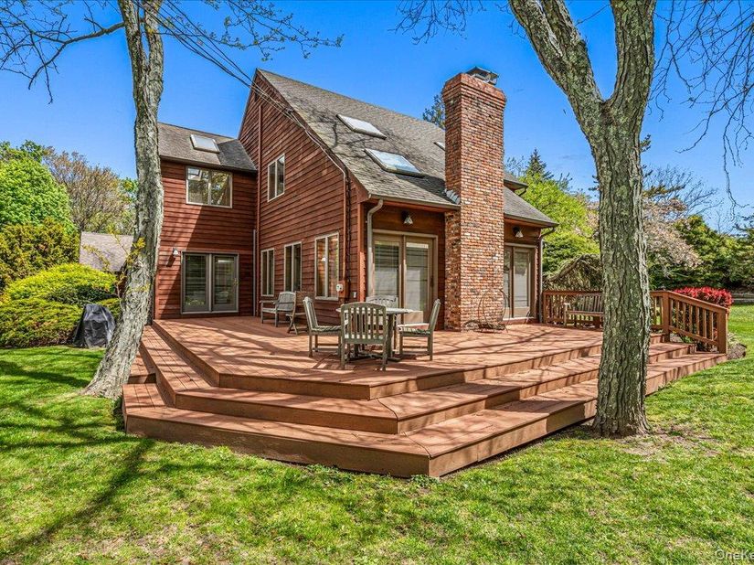 47 Main Street, East Setauket NY 11733