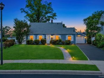 8 Lilac Lane
