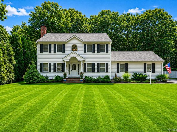 1075 Ships Drive, Southold NY 11971