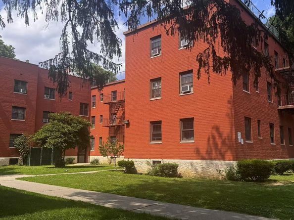 141-33 78th Ave 2B, Kew Garden Hills NY 11367