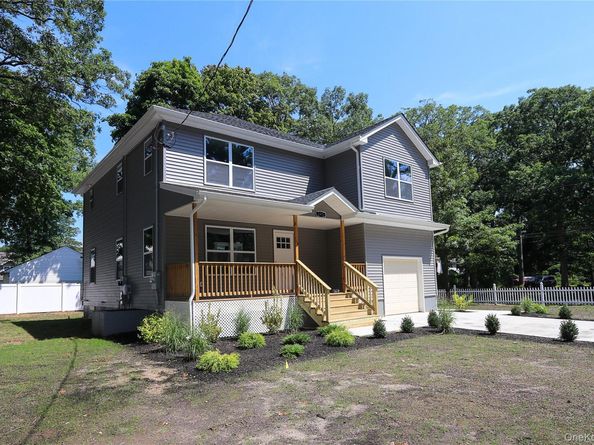 245 New Avenue, Wyandanch NY 11798