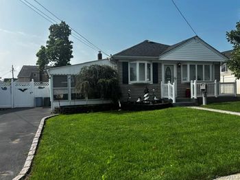 45 W Clearwater Road