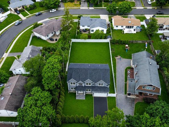 30 Main Parkway B, Plainview NY 11803