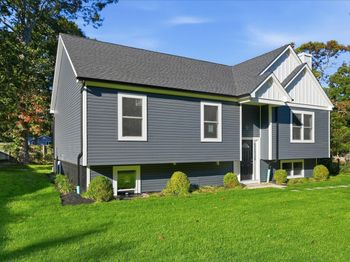 133B Shinnecock Avenue