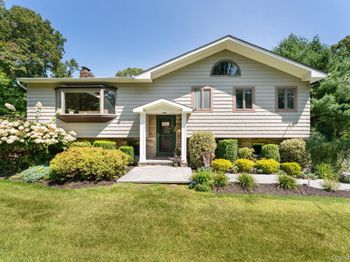 25 Brewster Avenue