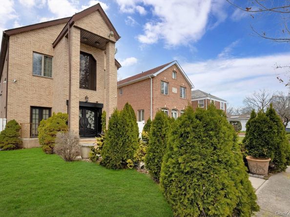 186-31 radnor Road, Jamaica Estates NY 11432