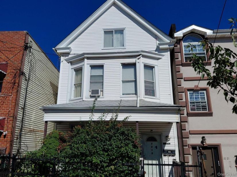 1019 E 217th Street, Bronx NY 10469