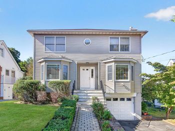 41 Mount Morris Avenue