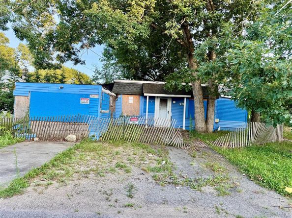 48 Cocoanut Street, Central Islip NY 11722