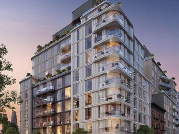 400 W 38TH Street
