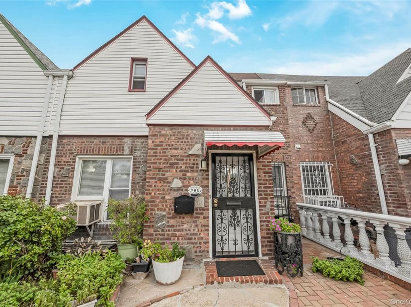 7905 Pitkin Avenue, Ozone Park NY 11417