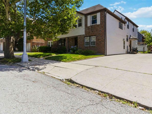 22314 56th Avenue, Oakland Gardens NY 11364
