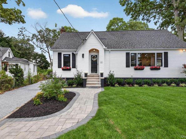 32 Horton Drive, Huntington NY 11746