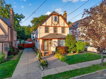 46-19 Iris Lane