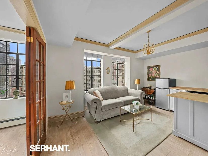 320 E 42ND Street 2318, New York (Manhattan) NY 10017