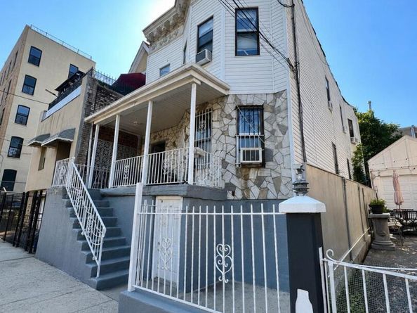 1819 Waterloo Place, Bronx NY 10460