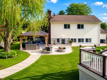 688 Pleasantview Court