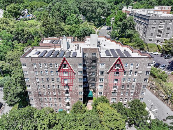 4445 Post Road 3H, Bronx NY 10471