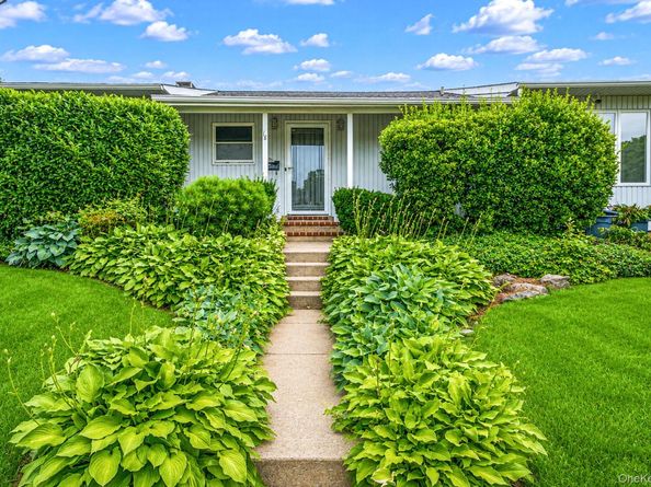 18 Edi Avenue, Plainview NY 11803