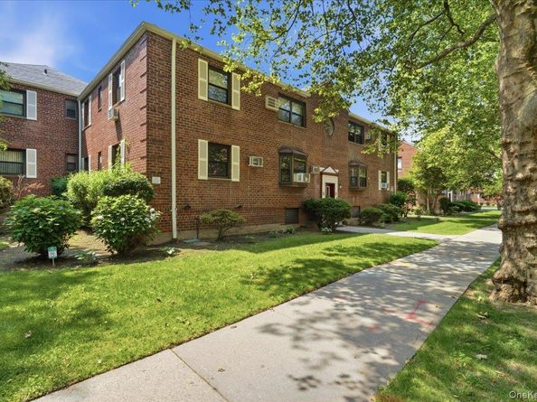 86-22 155th 3L, Howard Beach NY 11414