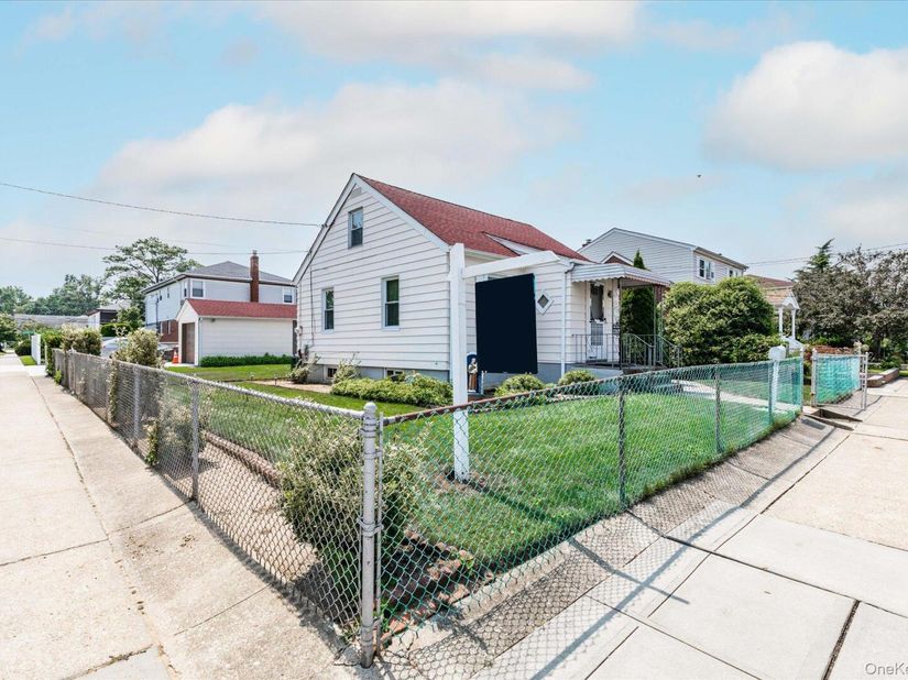 1267 Nelson Street, Elmont NY 11003