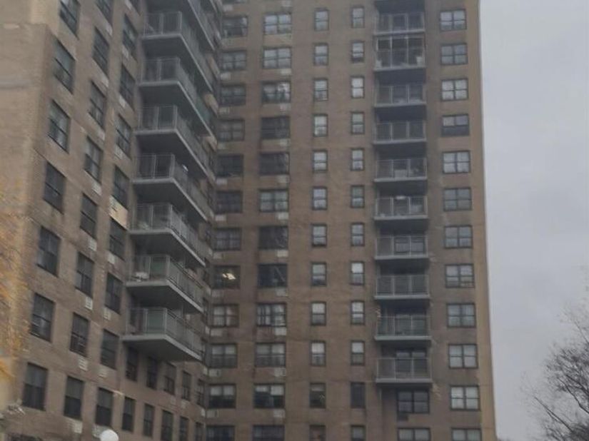 1966 Newbold Avenue 407, Bronx NY 10472