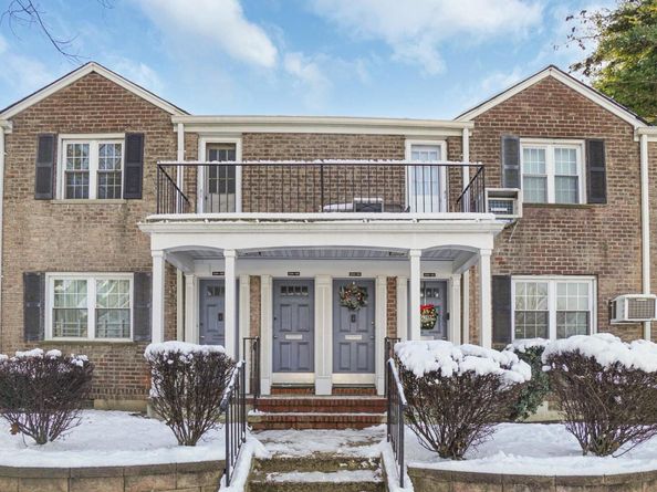 224-08 Horace Harding Expressway Lower, Oakland Gardens NY 11364