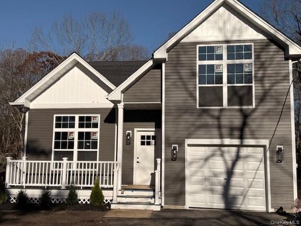 71 Palmetto Drive, Shirley NY 11967