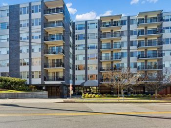 20 Old Mamaroneck Road