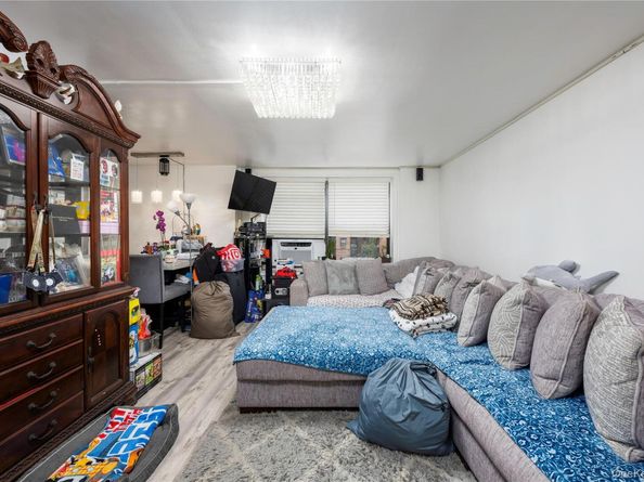 2661 Marion Avenue 5A, Bronx NY 10458