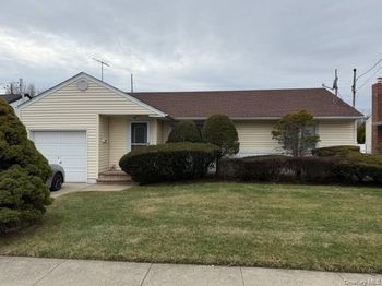 121 Farnum Boulevard