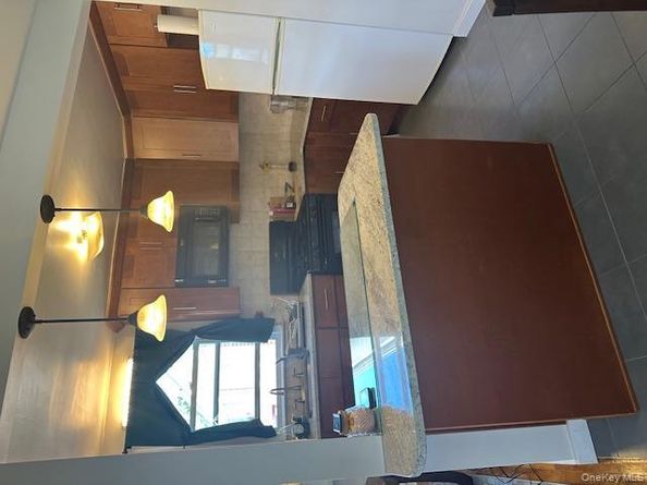 1 Arlington Street 2B, Yonkers NY 10710