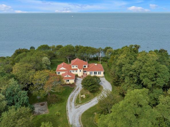 3400 Dignans Road, Cutchogue NY 11935