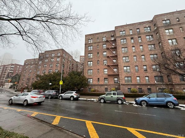 3015 Riverdale Avenue 5A, Bronx NY 10463