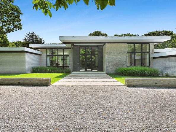 32 Neck Path, East Hampton NY 11937