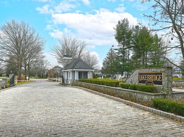 104 Lakebridge Drive N, Kings Park NY 11754