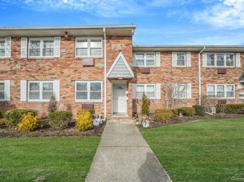 100 Connetquot Avenue