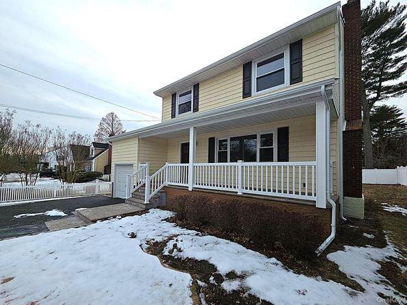 519 Advent Street, Westbury NY 11590