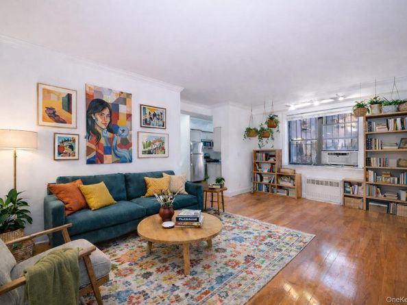 245 Bennett Avenue 1A, New York (Manhattan) NY 10040