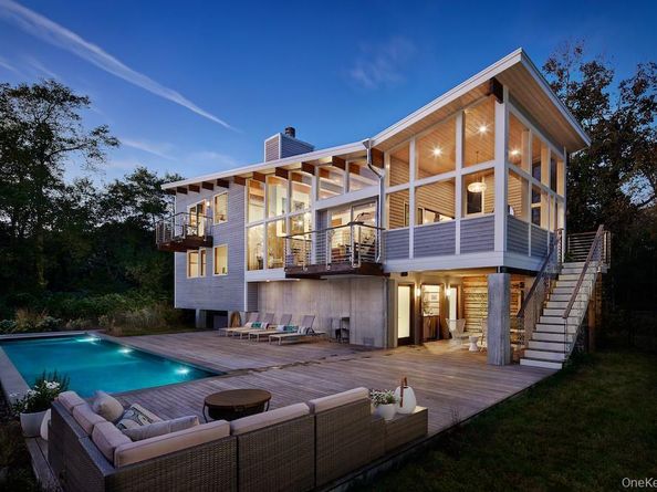 34 Old Neck Road S, Center Moriches NY 11934