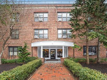 1 Town House Place